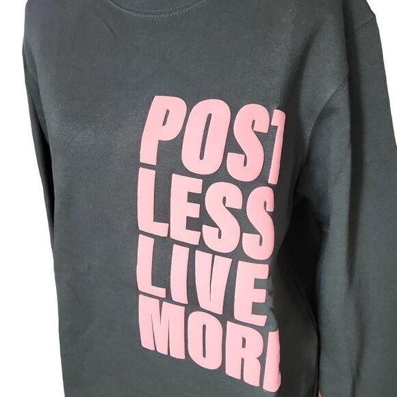 Cool Creative Ladies Green Post Less Live More Crewneck Sweatshirt - Size Medium - Picture 2 of 7